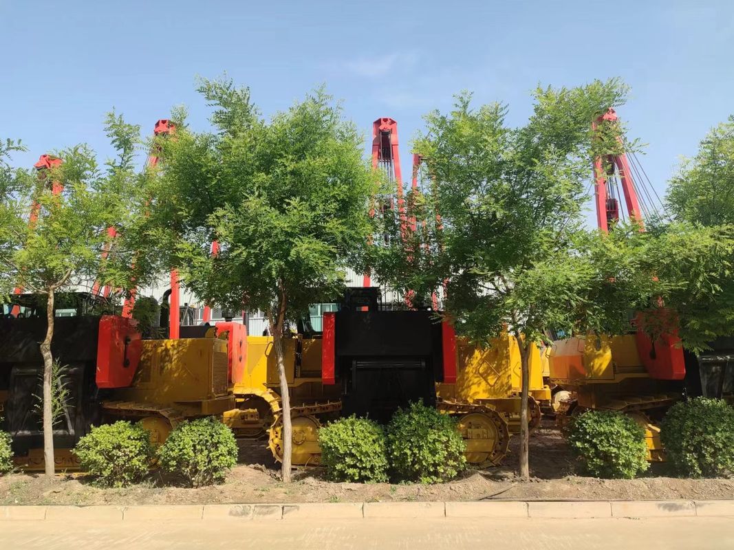 70T Pipe Layer For Oil Gas Pipeline Construction Oil Gas Pipe Laying Machine